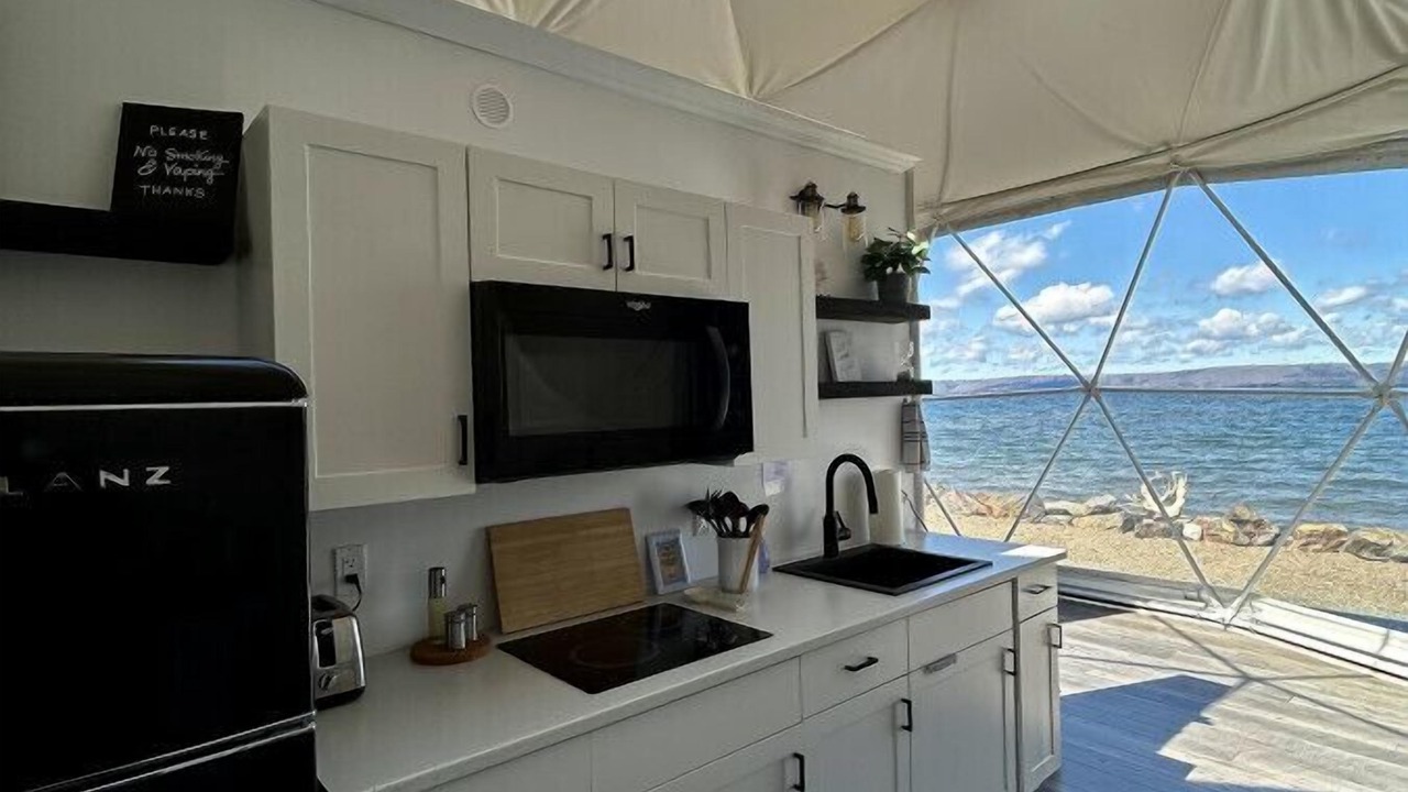 Photo of Kitchen in West Bay