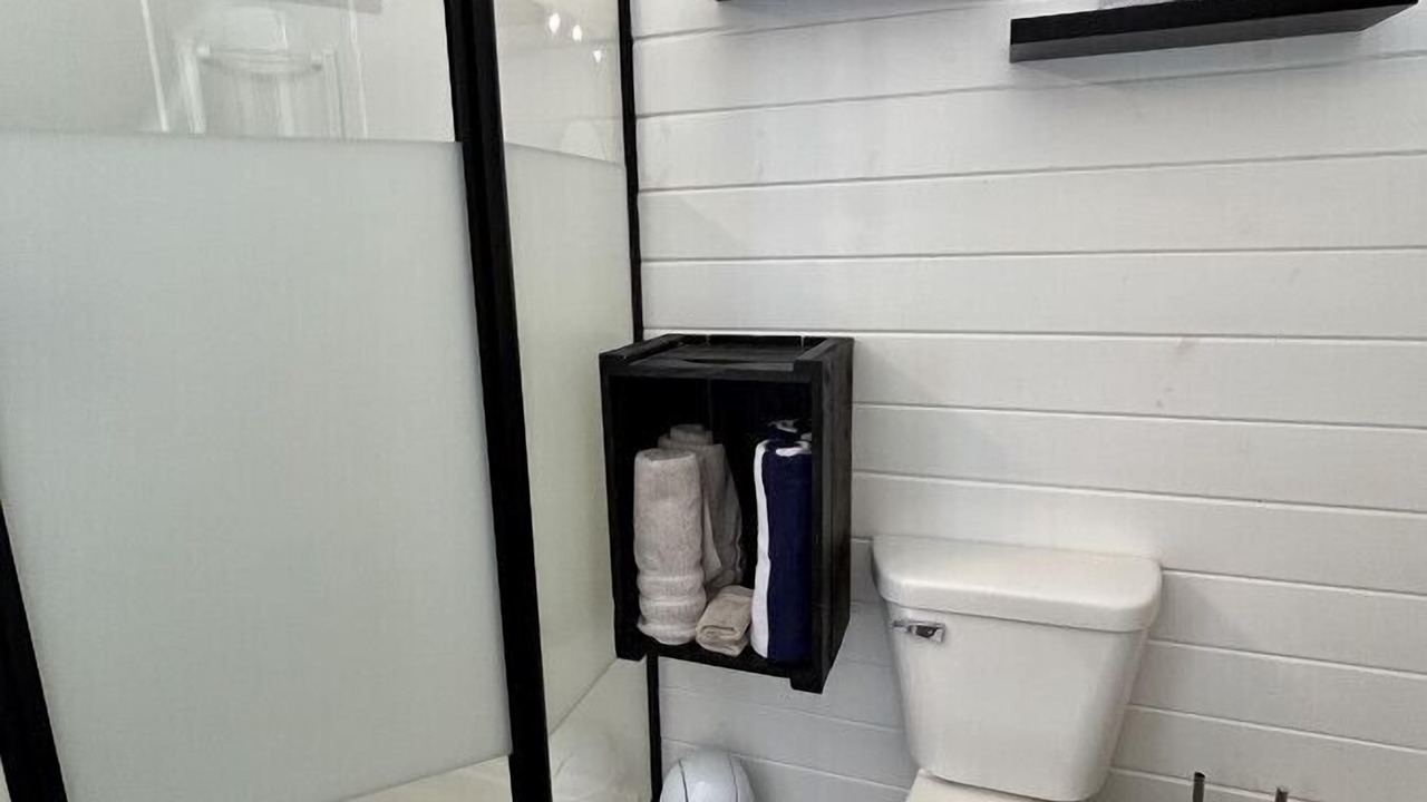 Photo of Bathroom in West Bay