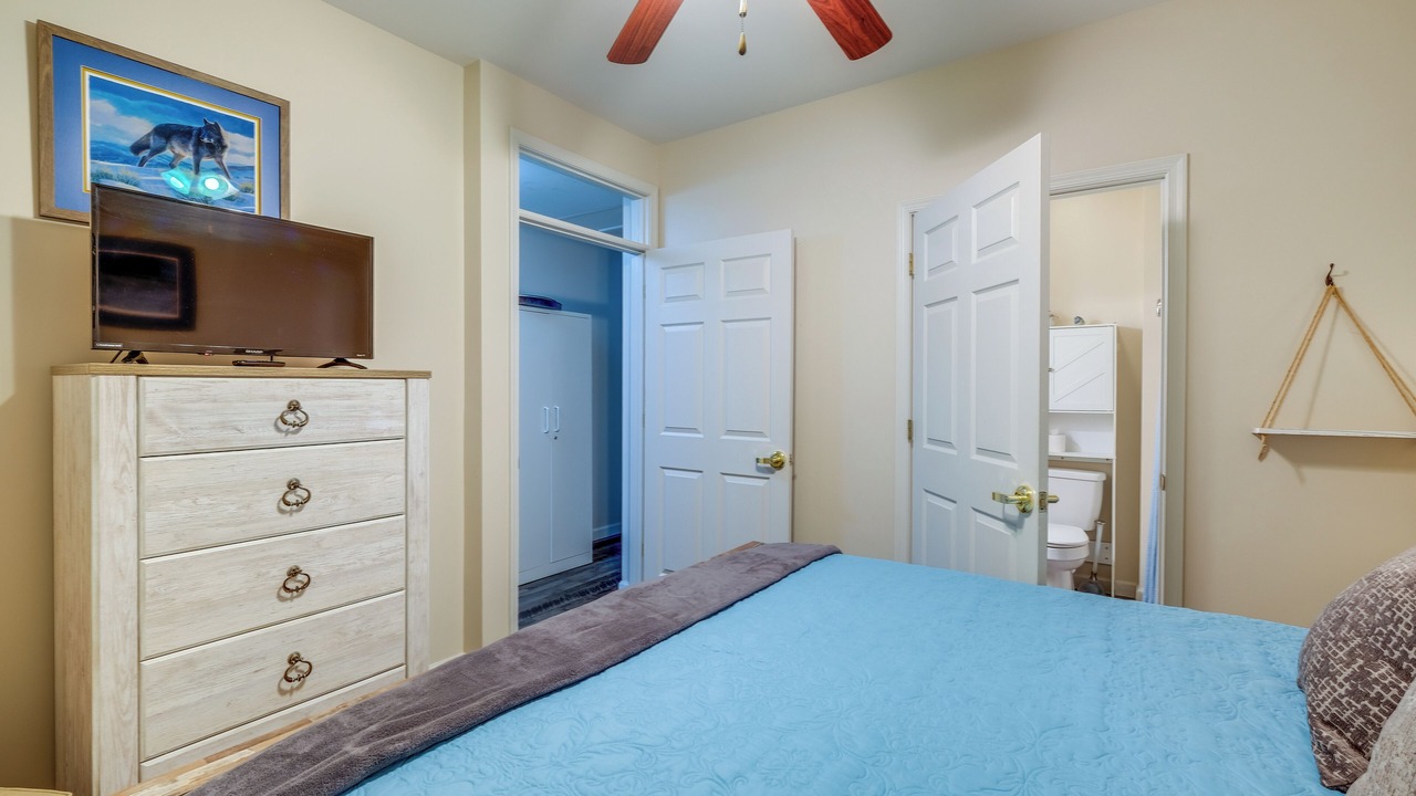 Photo of Bedroom in Smith Mountain Lake