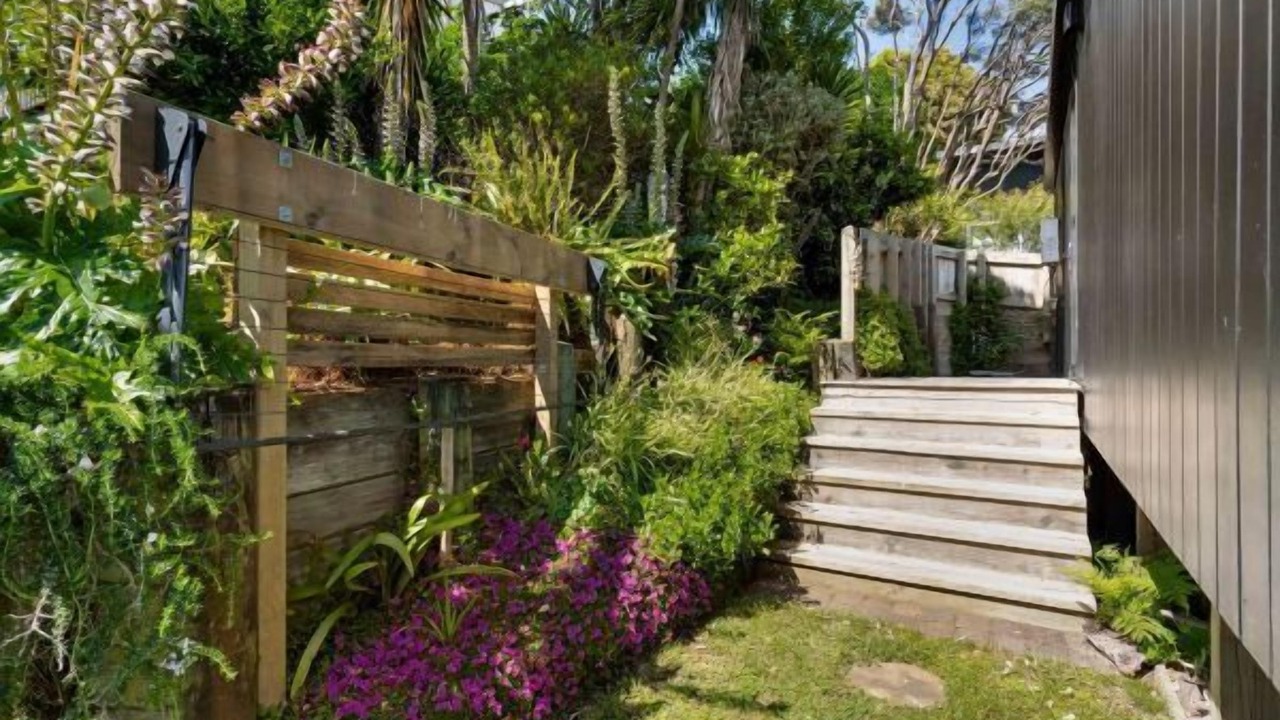 Photo of Others in Onemana