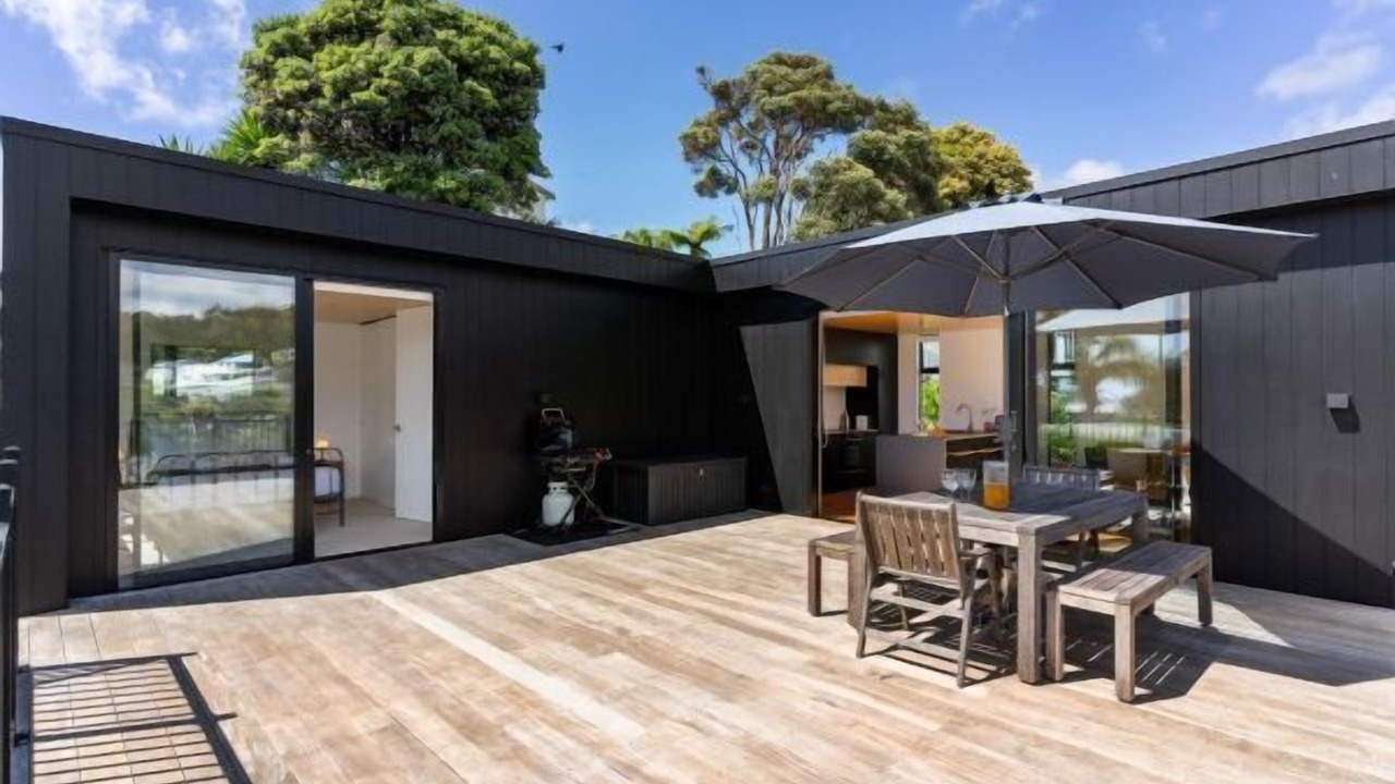 Photo of Others in Onemana