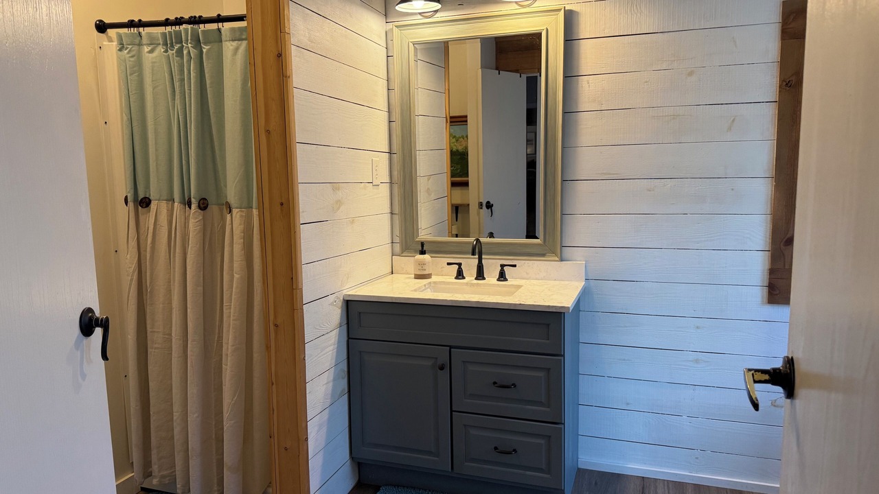 Photo of Bathroom in Blue Mountain