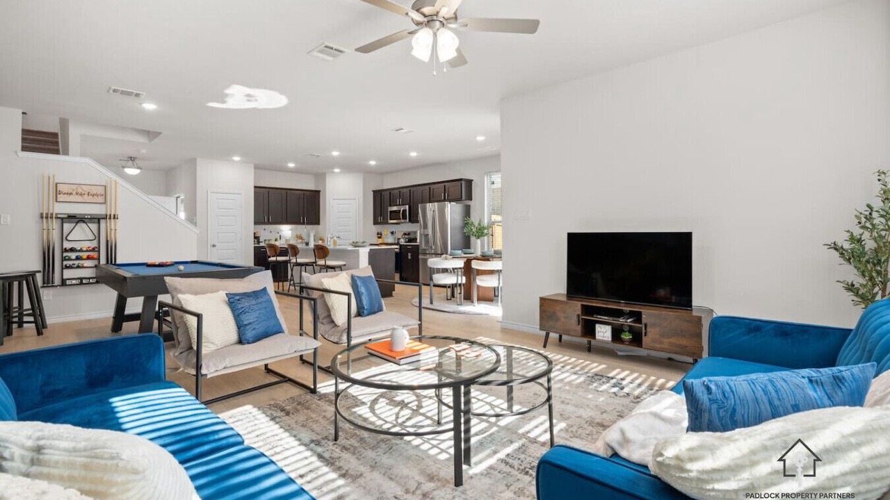 Photo of Livingroom in Denton