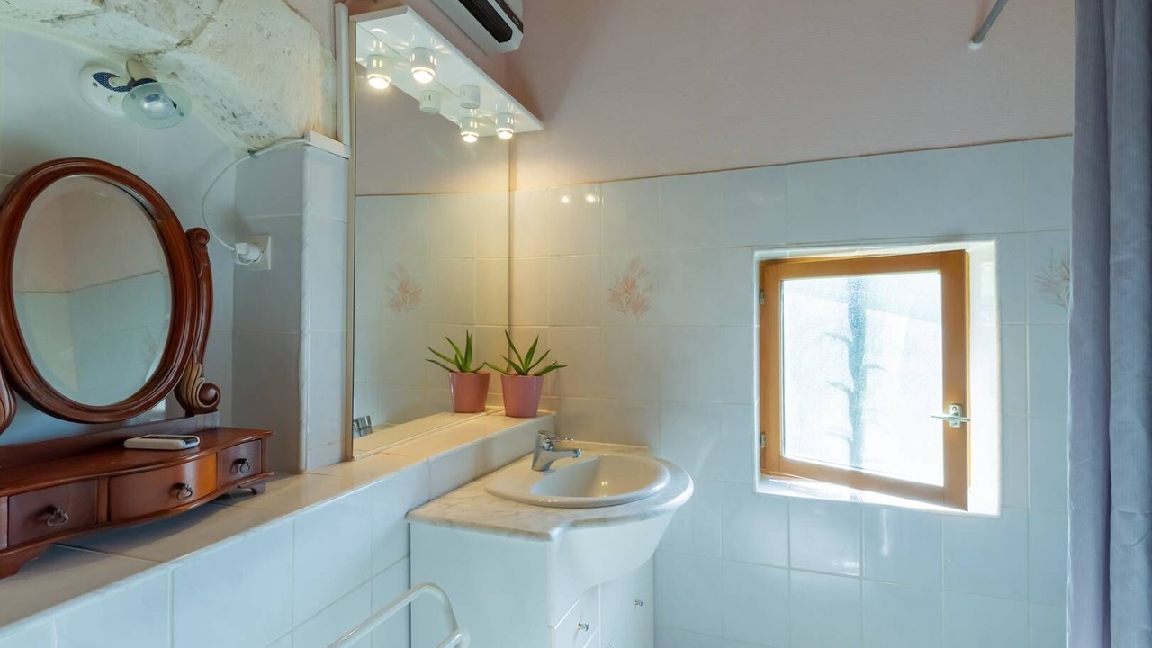 Photo of Bathroom in Lavergne