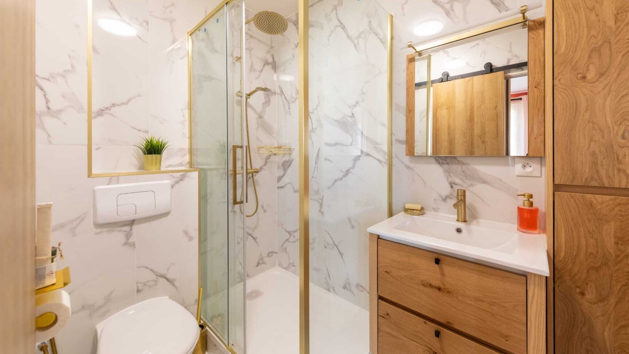 Photo of Bathroom in Aubervilliers