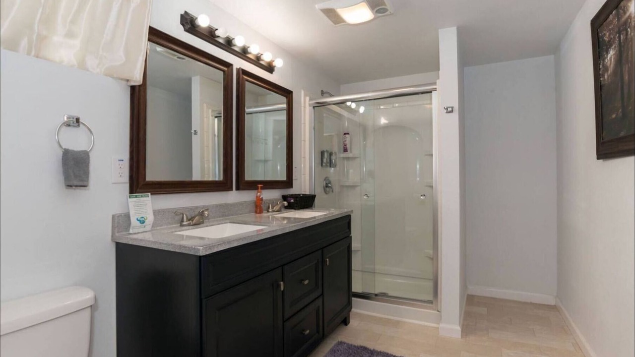 Photo of Bathroom in Des Moines