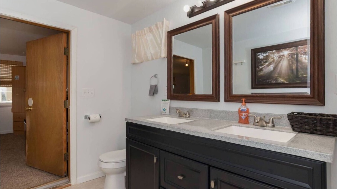 Photo of Bathroom in Des Moines