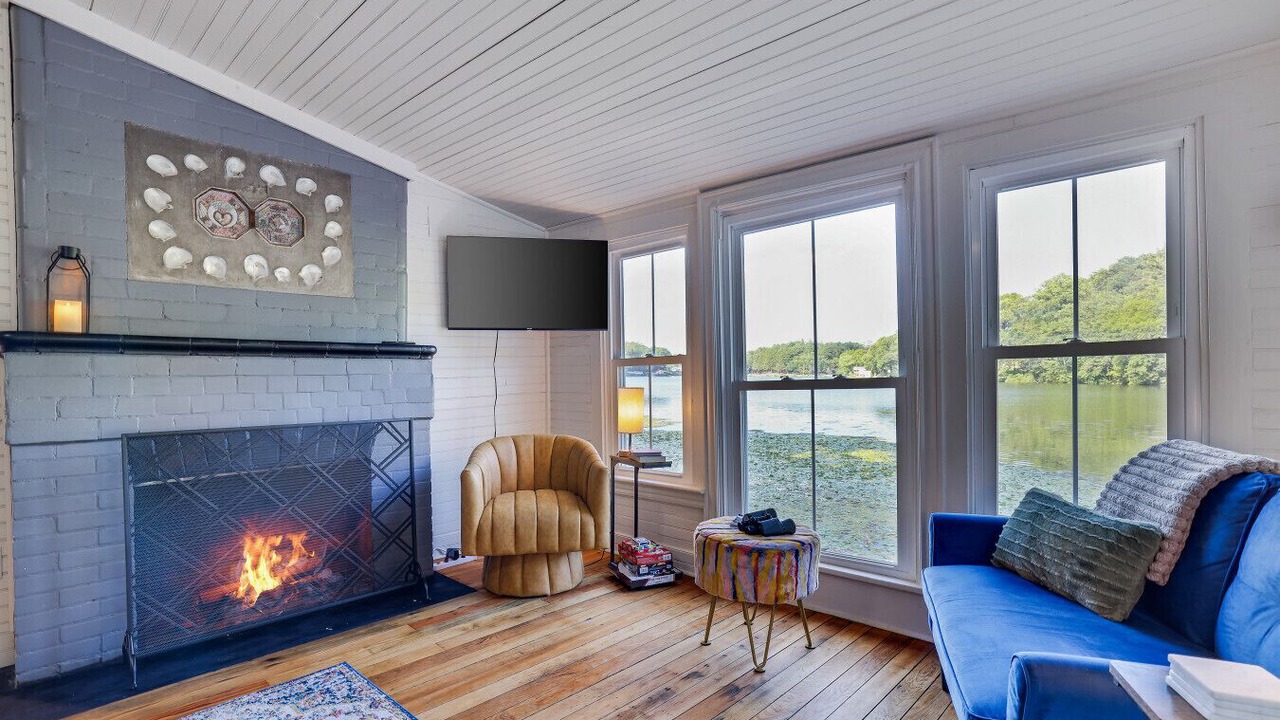 Photo of Livingroom in Saylorsburg