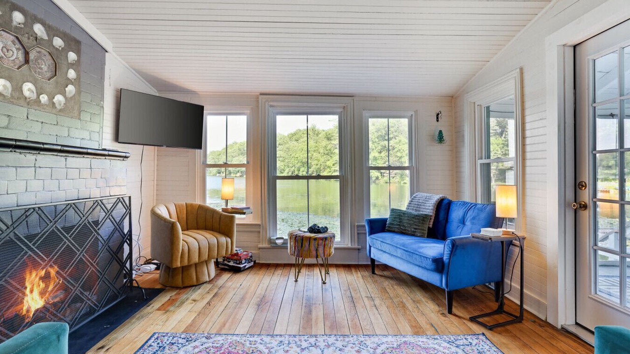 Photo of Livingroom in Saylorsburg