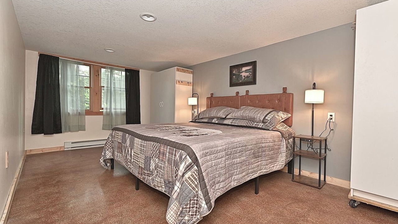 Photo of Bedroom in Bovey