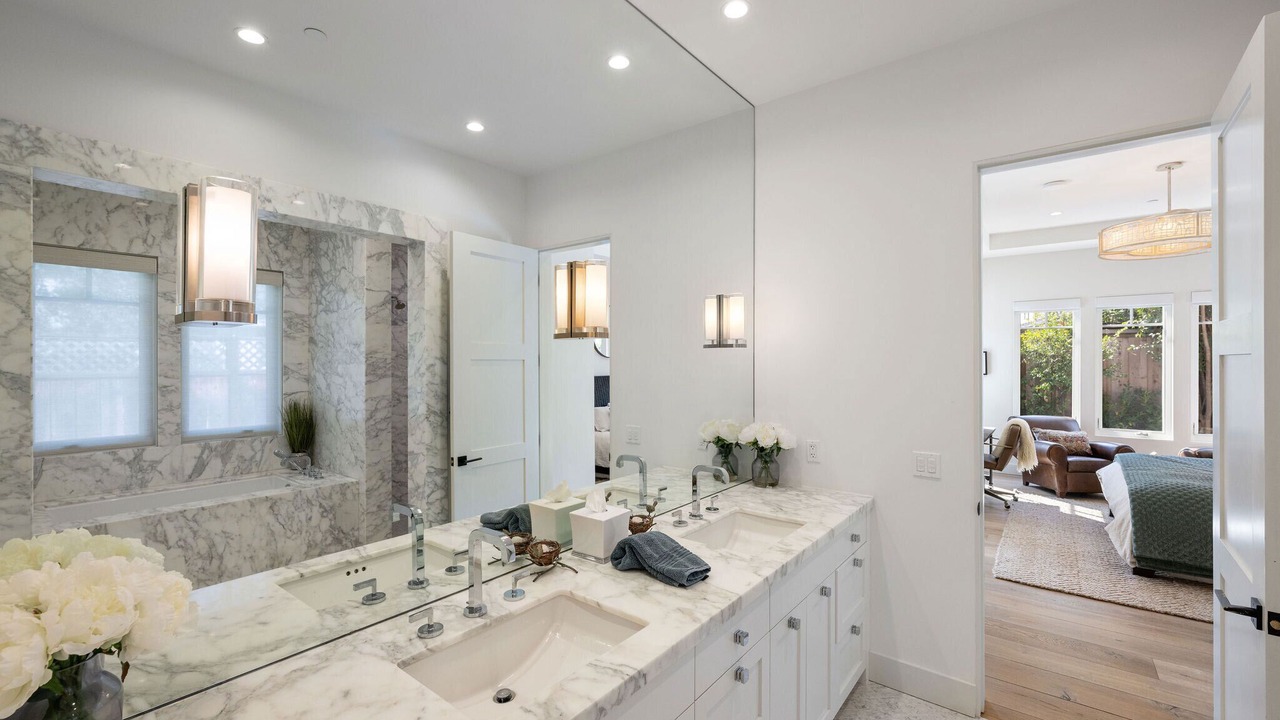 Photo of Bedroom in St. Helena