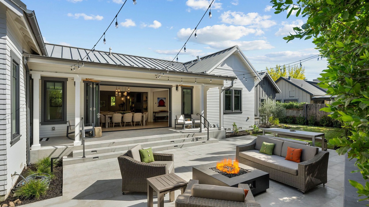 Photo of Patio Balcony in St. Helena