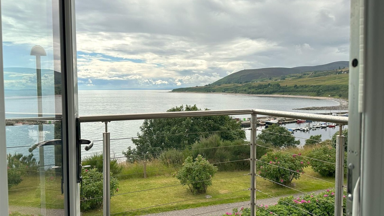 Photo of Patio Balcony in Helmsdale