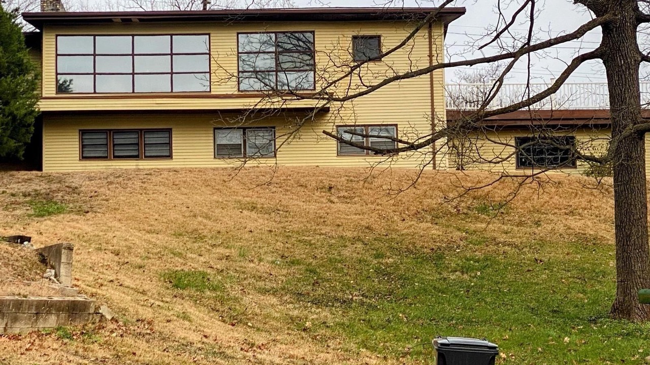 Photo of Outdoor in Belleville