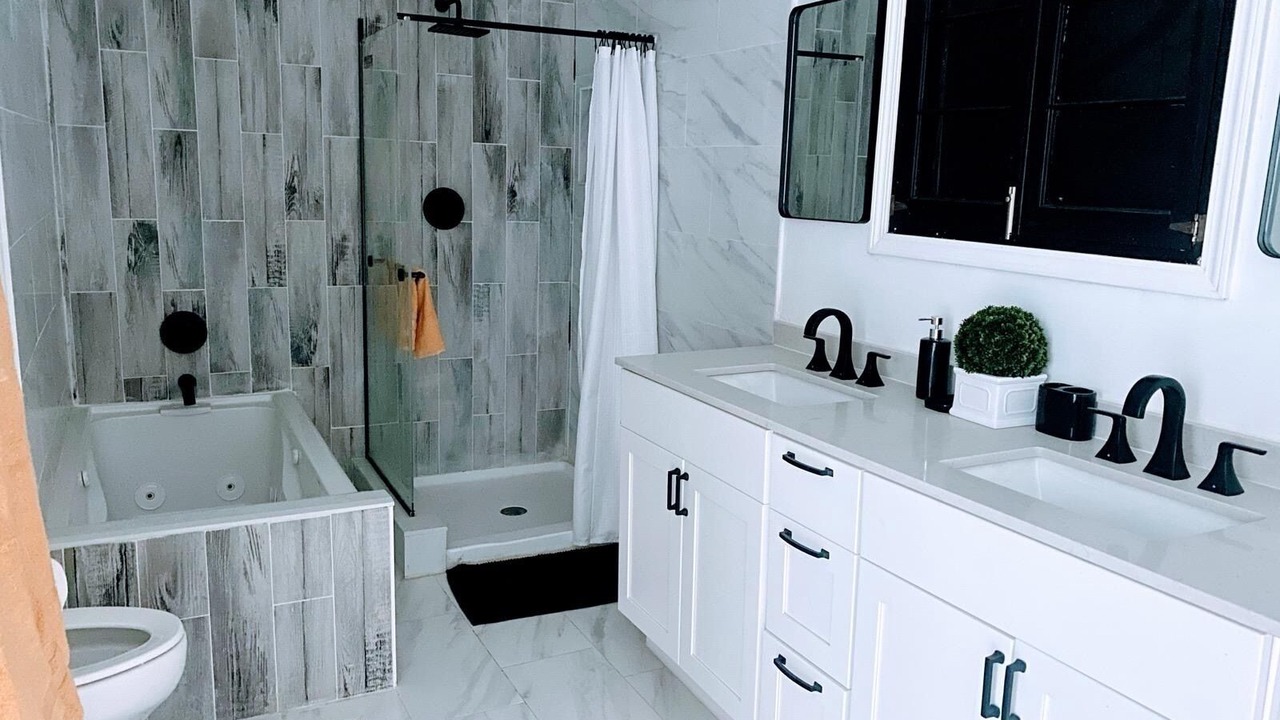Photo of Bathroom in Belleville