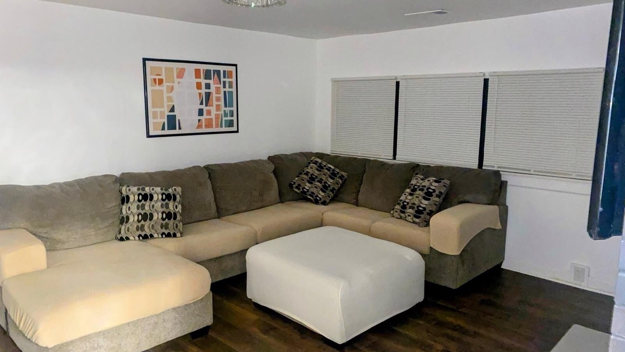 Photo of Livingroom in Belleville