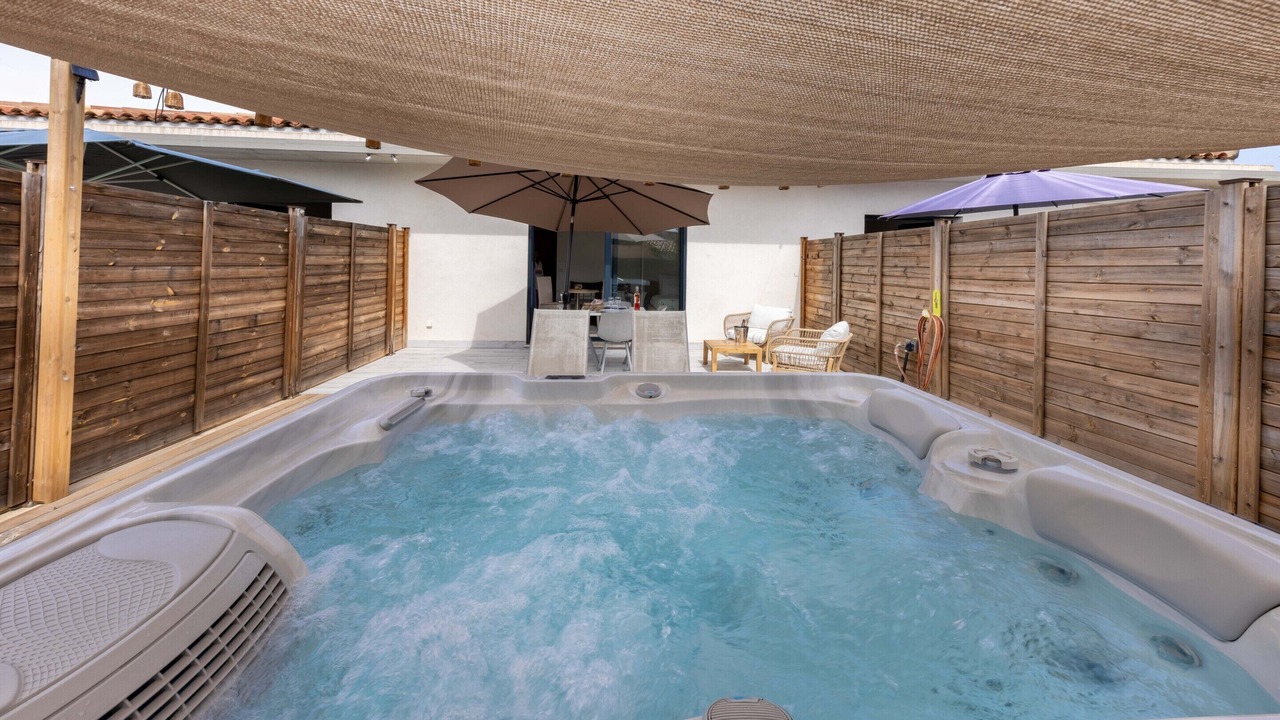 Photo of Outdoor in Les Maillans