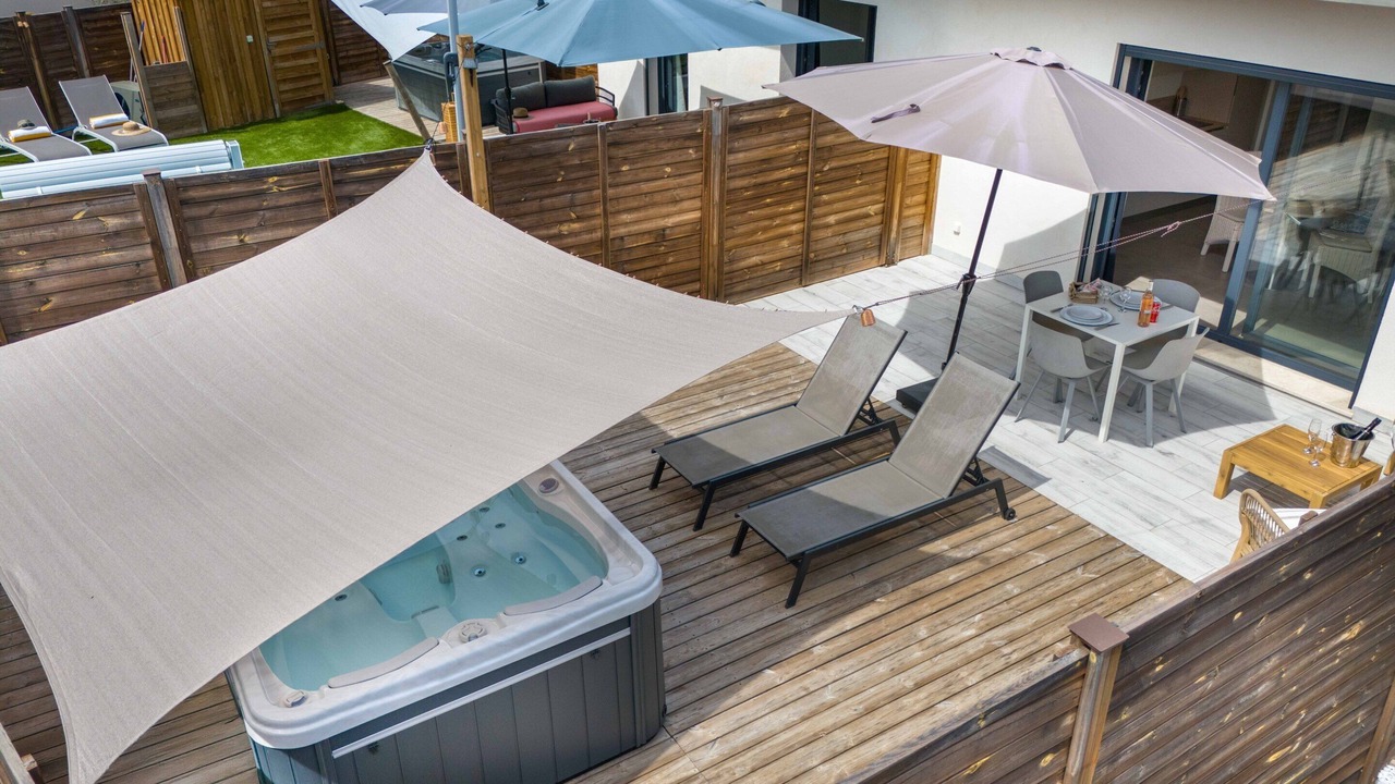 Photo of Patio Balcony in Les Maillans