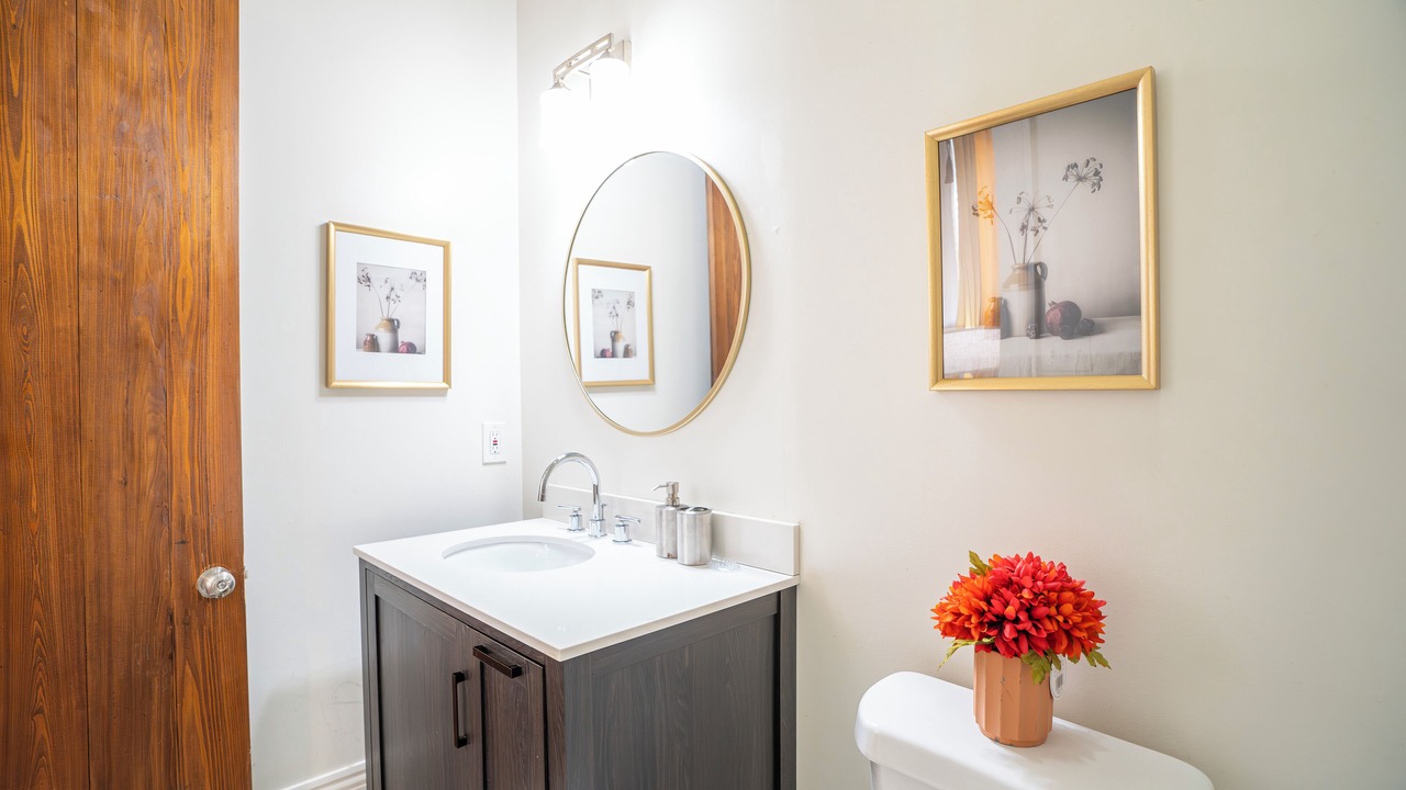 Photo of Bathroom in South 7th Ward