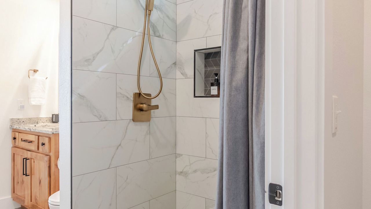 Photo of Bathroom in Lost Bridge Village
