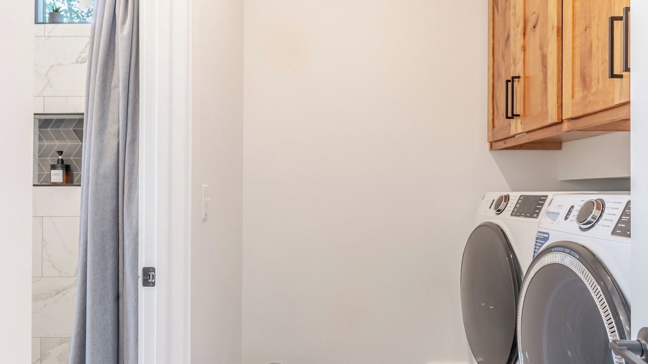 Photo of Bedroom in Lost Bridge Village