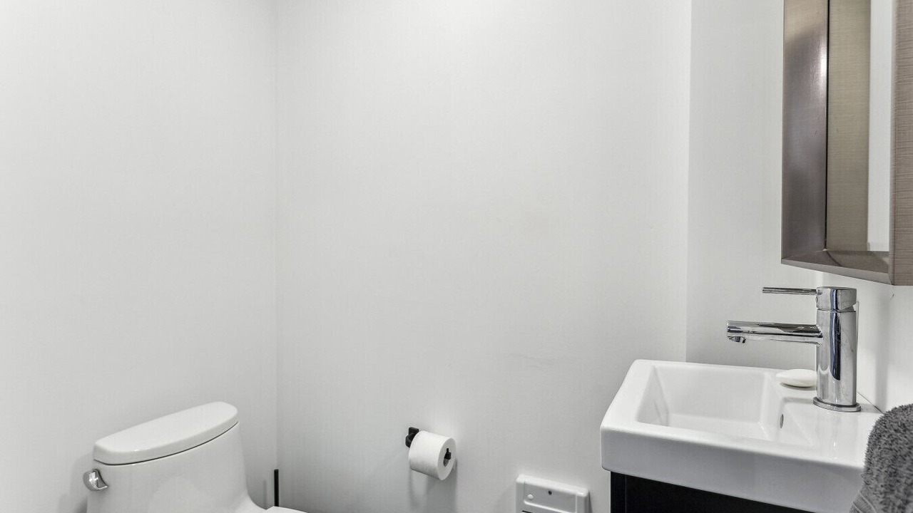 Photo of Bathroom in Yorkville