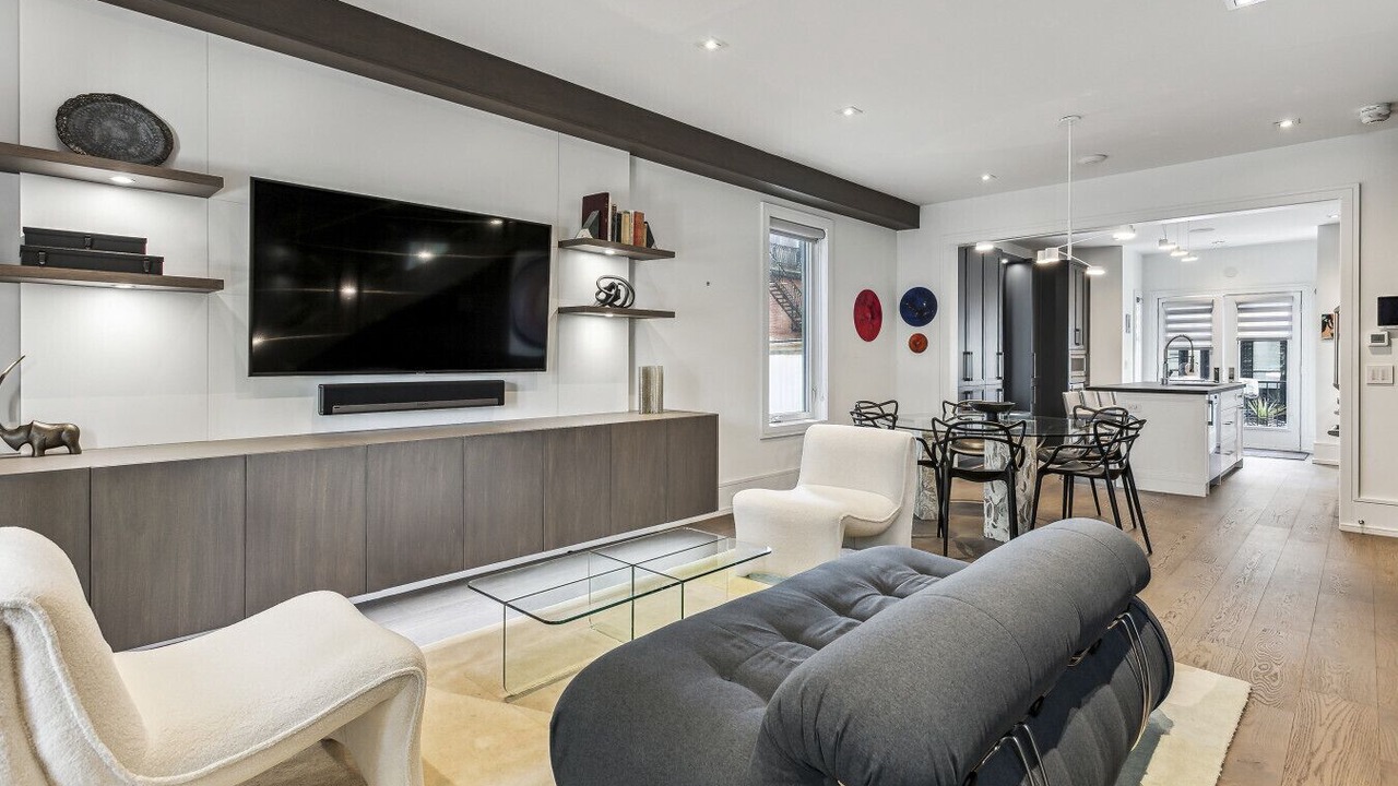 Photo of Livingroom in Yorkville
