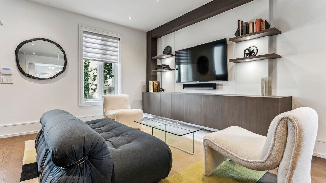 Photo of Livingroom in Yorkville