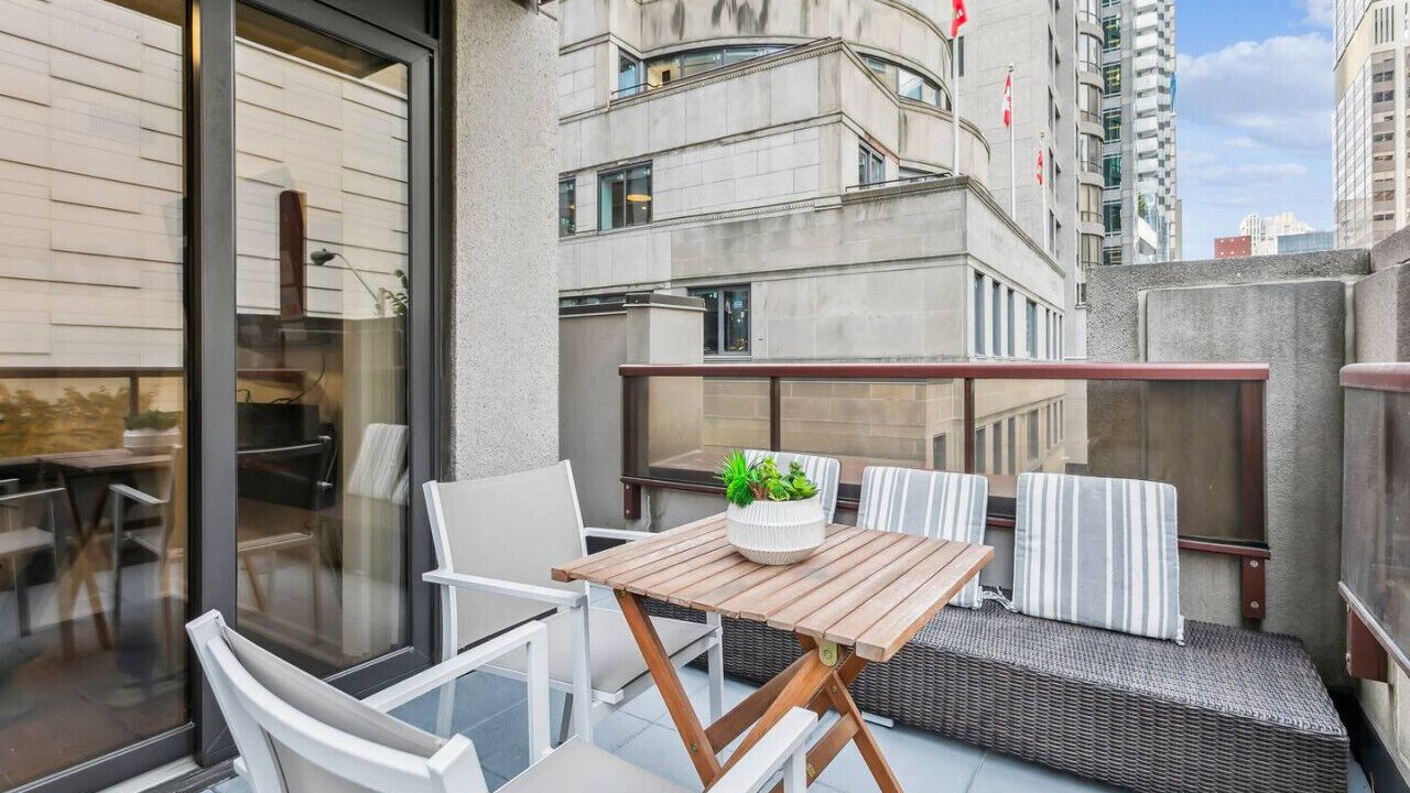 Photo of Outdoor in Bloor-Yorkville
