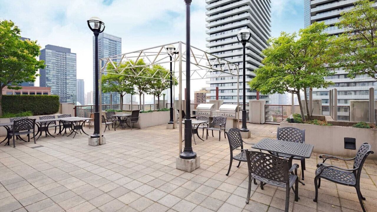 Photo of Outdoor in Bloor-Yorkville