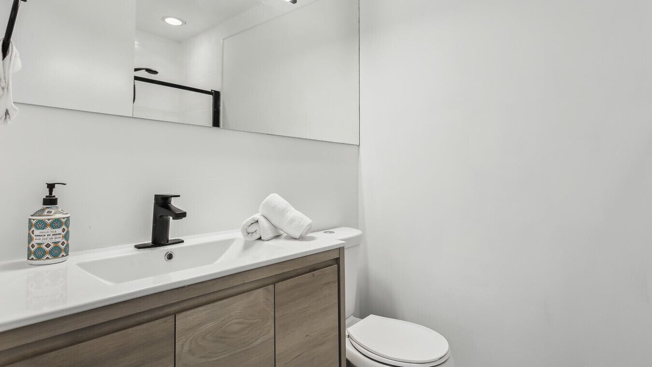 Photo of Bathroom in Bloor-Yorkville