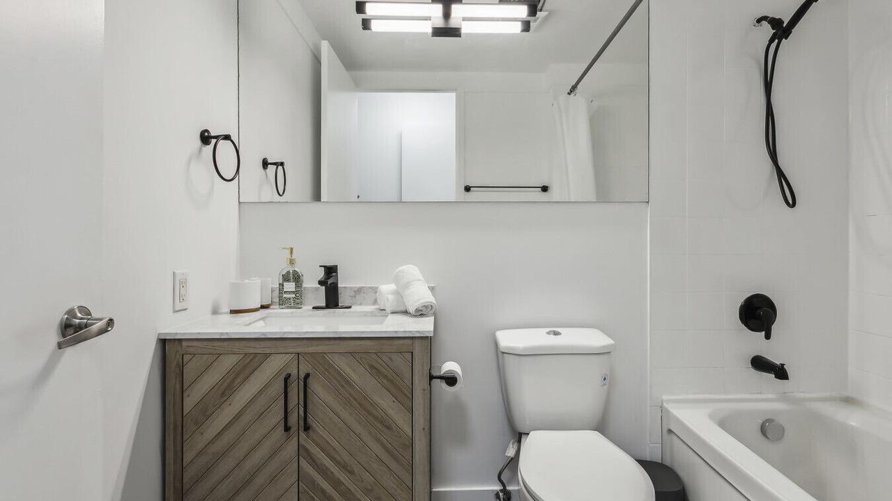 Photo of Bathroom in Bloor-Yorkville