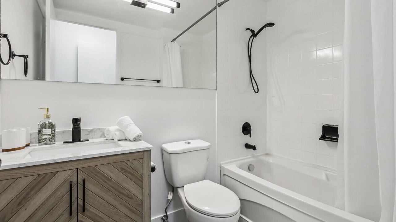 Photo of Bathroom in Bloor-Yorkville