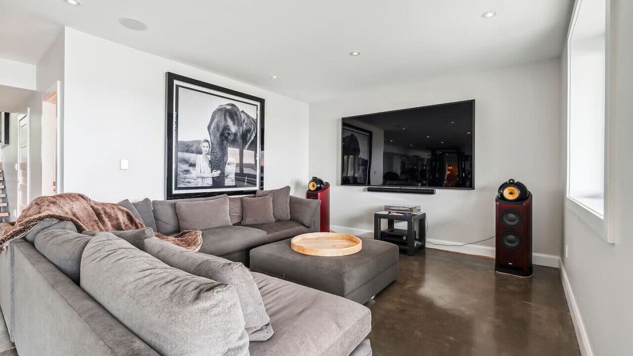 Photo of Livingroom in Tiny
