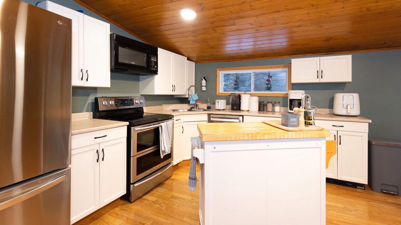 Photo of Kitchen in Kaministiquia