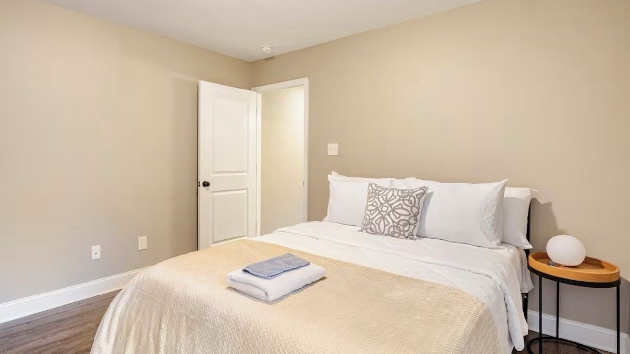 Photo of Bedroom in Knoxville