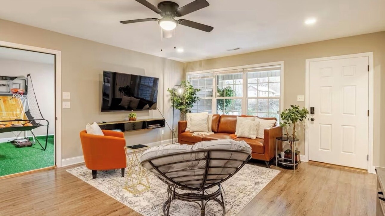 Photo of Livingroom in Knoxville