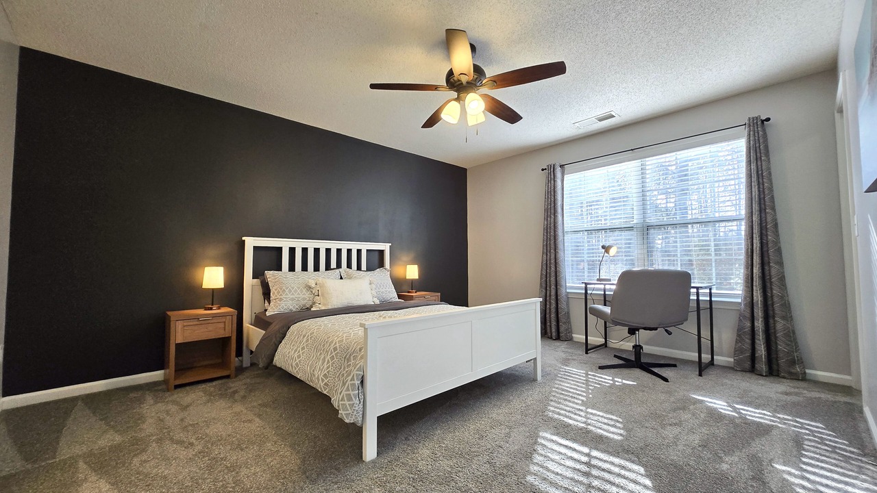 Photo of Bedroom in Acworth