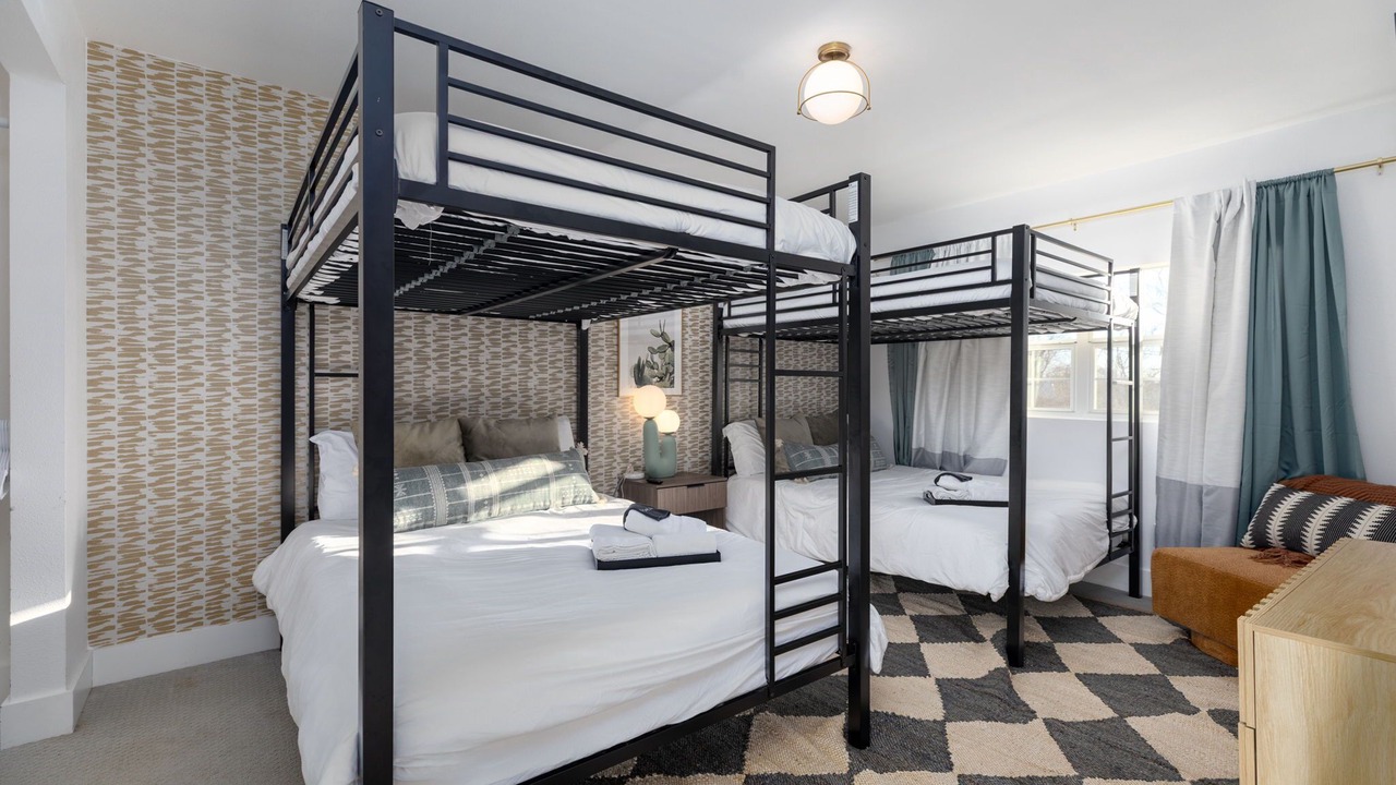 Photo of Bedroom in North San Antonio - SAT
