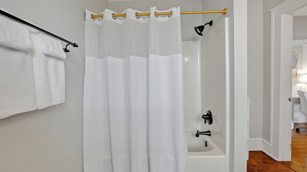 Photo of Bathroom in Wilmington Historic District