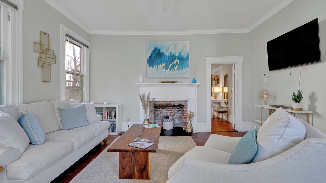 Photo of Livingroom in Wilmington Historic District