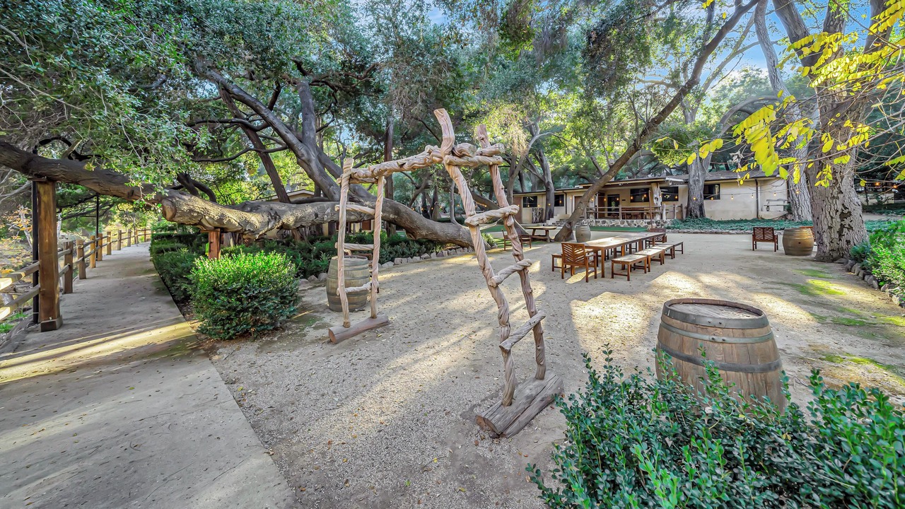 Photo of Outdoor in Agoura Hills