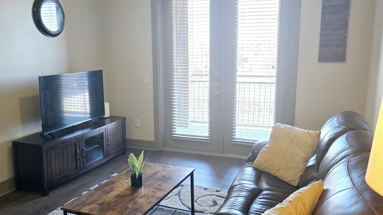 Photo of Livingroom in East Downtown Houston