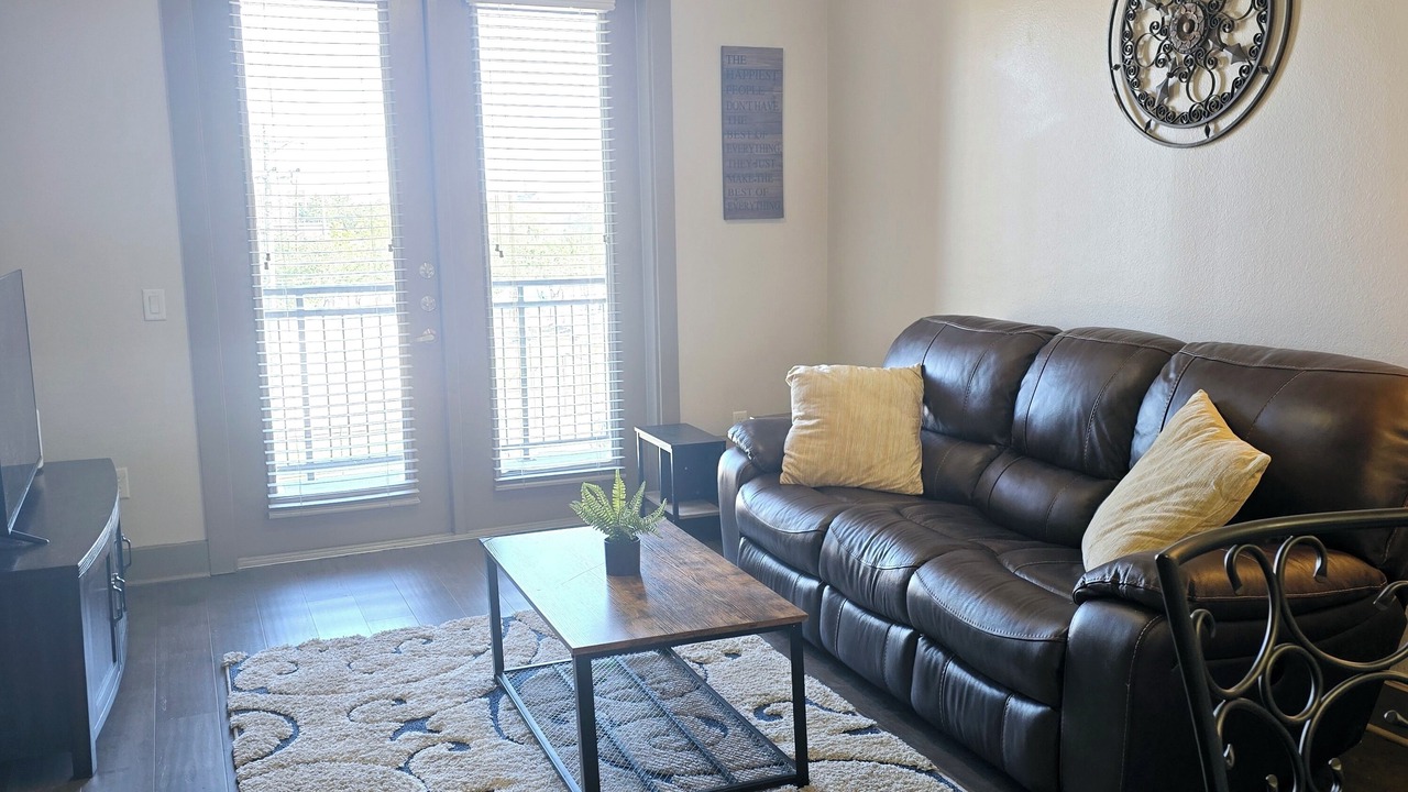 Photo of Livingroom in East Downtown Houston