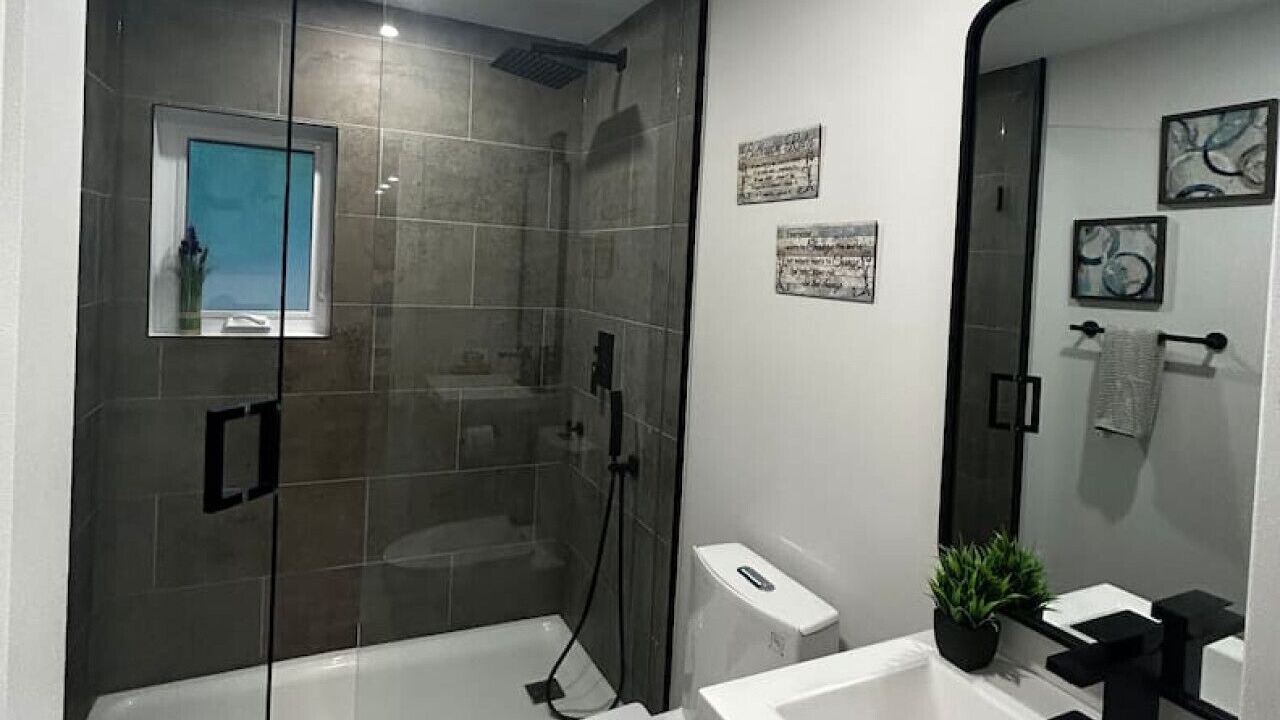 Photo of Bathroom in Wasaga Beach