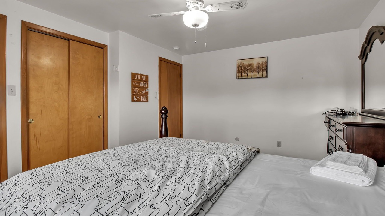 Photo of Bedroom in Niagara Falls