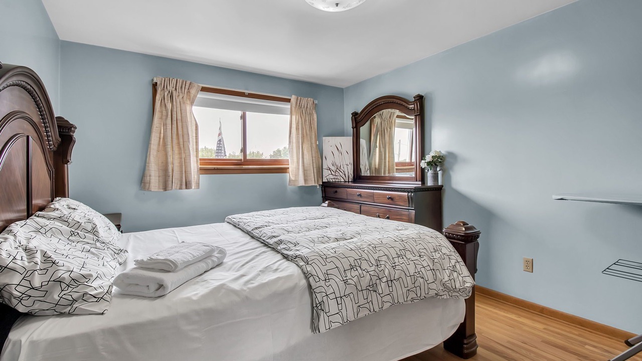 Photo of Bedroom in Niagara Falls