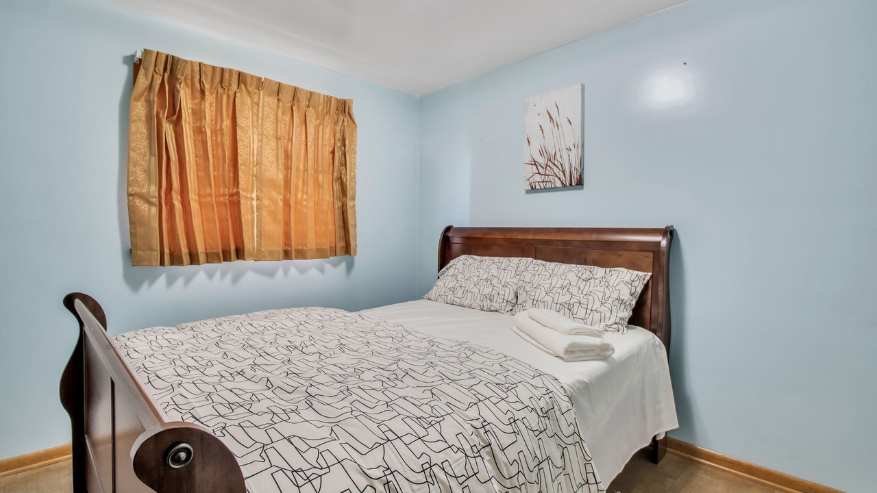 Photo of Bedroom in Niagara Falls