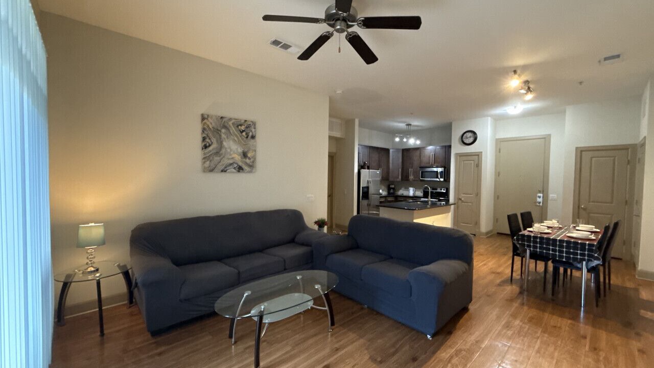Photo of Livingroom in Astrodome