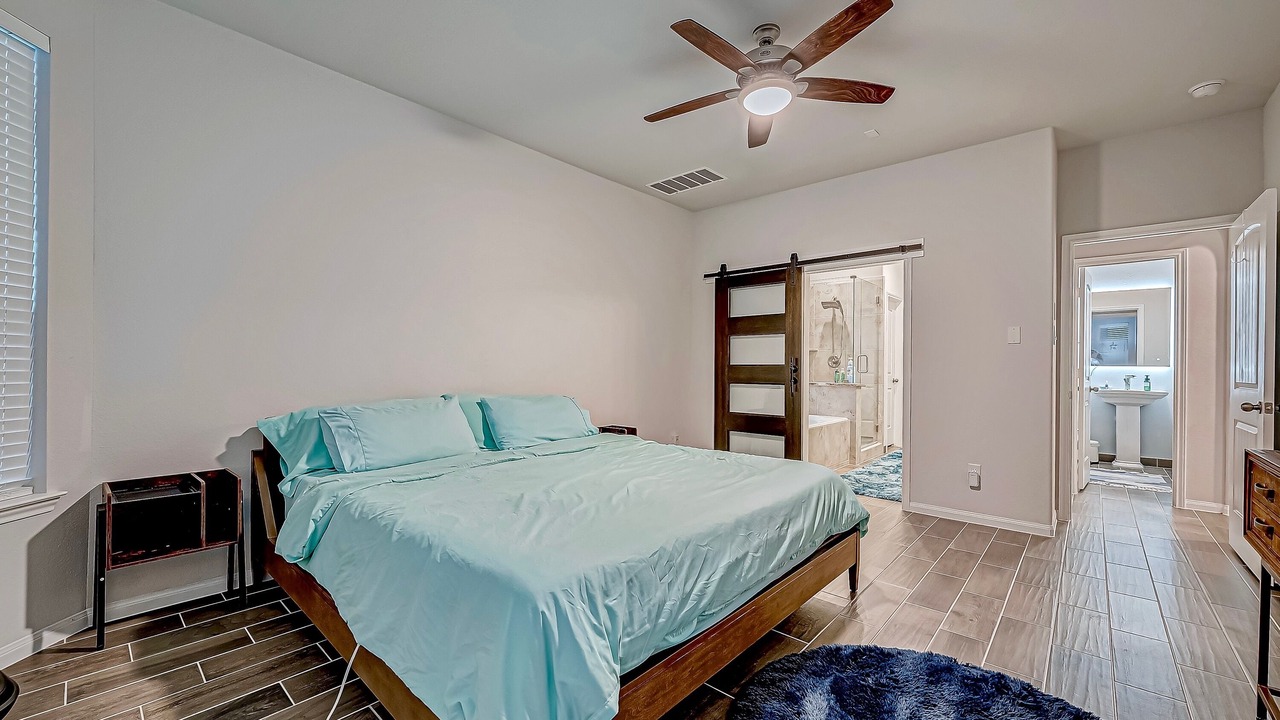 Photo of Bedroom in Katy